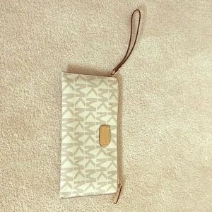 MK Wristlet